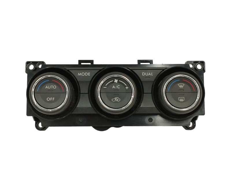 Recambio de mando climatizador para subaru forester 2.0 diesel cat referencia OEM IAM 72311SG100  