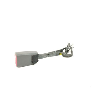 Recambio de enganche cinturon izquierdo para toyota auris 2.2 d-cat referencia OEM IAM G3729 DELANTERO 