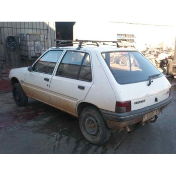 peugeot 205 berlina del año 1993