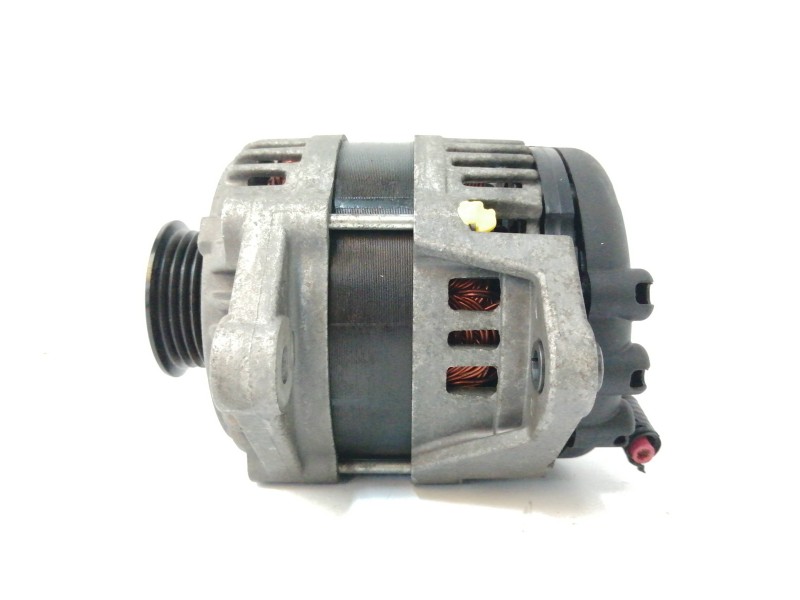 Recambio de alternador para chevrolet aveo 1.2 cat referencia OEM IAM 96936136 80A 
