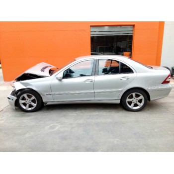 mercedes-benz clase c (w203) berlina del año 2006