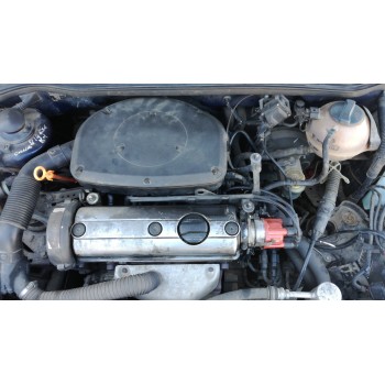 volkswagen polo berlina (6n1) del año 1999