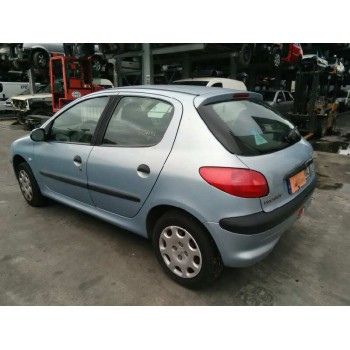 peugeot 206 berlina del año 2002