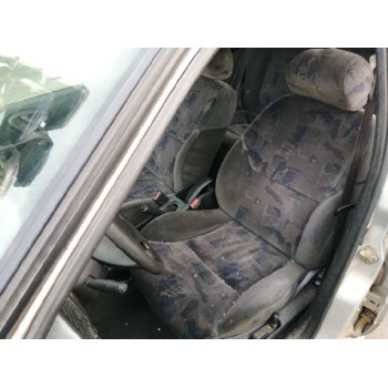 citroën xsara berlina del año 2000