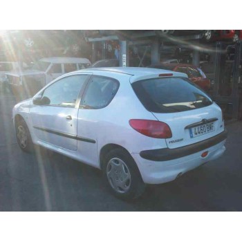 peugeot 206 berlina del año 2001