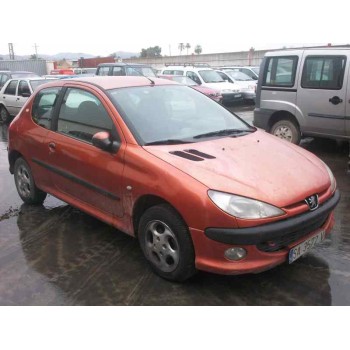 peugeot 206 berlina del año 2000