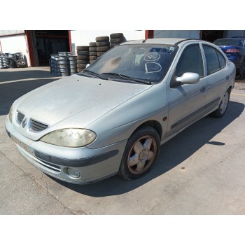 renault megane i fase 2 classic (la..) del año 2000