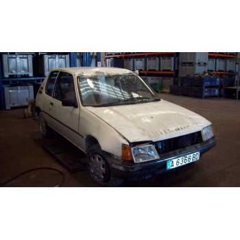 peugeot 205 berlina del año 1988
