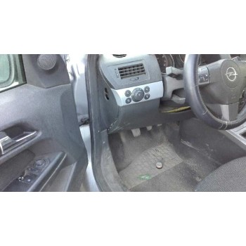 opel astra h (a04) del año 2005