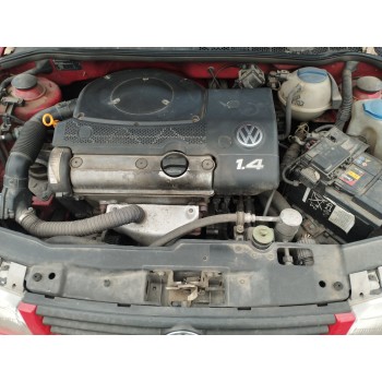 volkswagen polo berlina (6n1) del año 1999