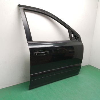 Recambio de puerta delantera derecha para kia sorento 2.5 crdi referencia OEM IAM  OBSERVAR FOTOS 