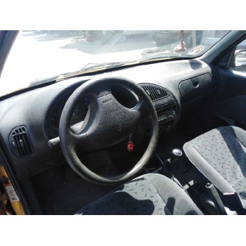 citroën saxo del año 2001