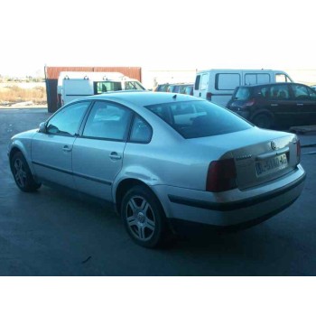 volkswagen passat berlina (3b2) del año 1999
