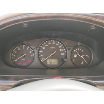 ford fiesta berlina (dx) del año 2002