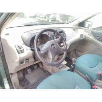 nissan almera tino (v10m) del año 2001