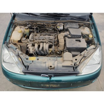 ford focus berlina (cak) del año 2001