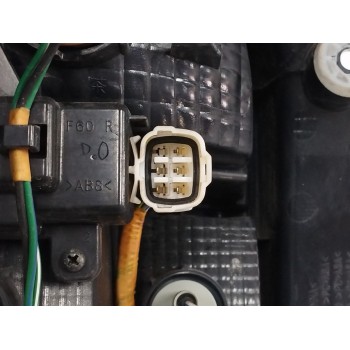 Recambio de piloto trasero derecho para subaru forester 2.0 diesel cat referencia OEM IAM 82401SG000  