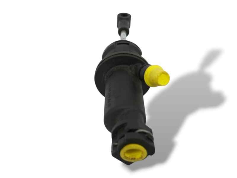 Recambio de bombin embrague para mercedes-benz clase b (w245) 2.0 cdi cat referencia OEM IAM A1692900412 Recambio de bombin embrague para mercedes-benz clase b (w245) 2.0 cdi cat referencia OEM IAM A1692900412