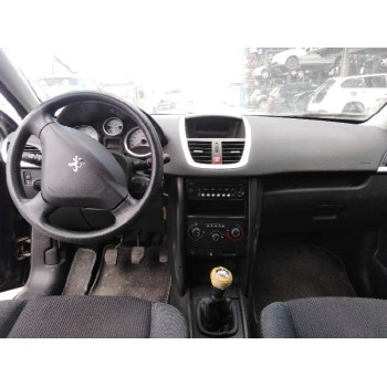 peugeot 207 del año 2010