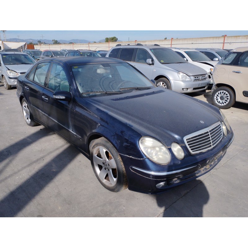 mercedes-benz clase e (w211) berlina del año 2007