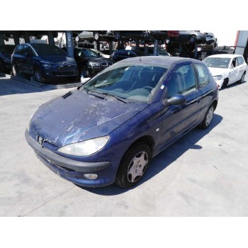 peugeot 206 berlina del año 2000