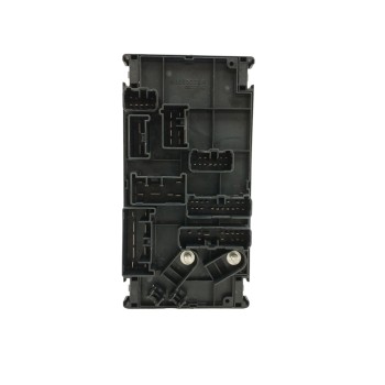 Recambio de caja reles / fusibles para subaru forester 2.0 diesel cat referencia OEM IAM 82241SG040  