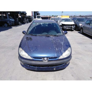 peugeot 206 berlina del año 2000