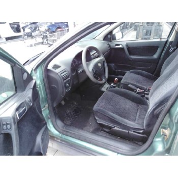opel astra g berlina del año 1999