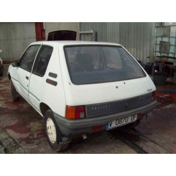 peugeot 205 berlina del año 1989