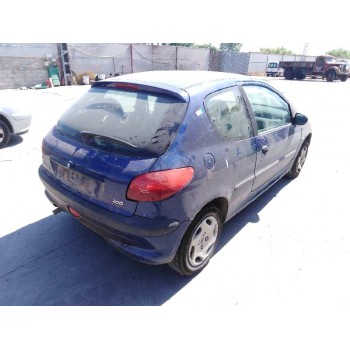 peugeot 206 berlina del año 2000