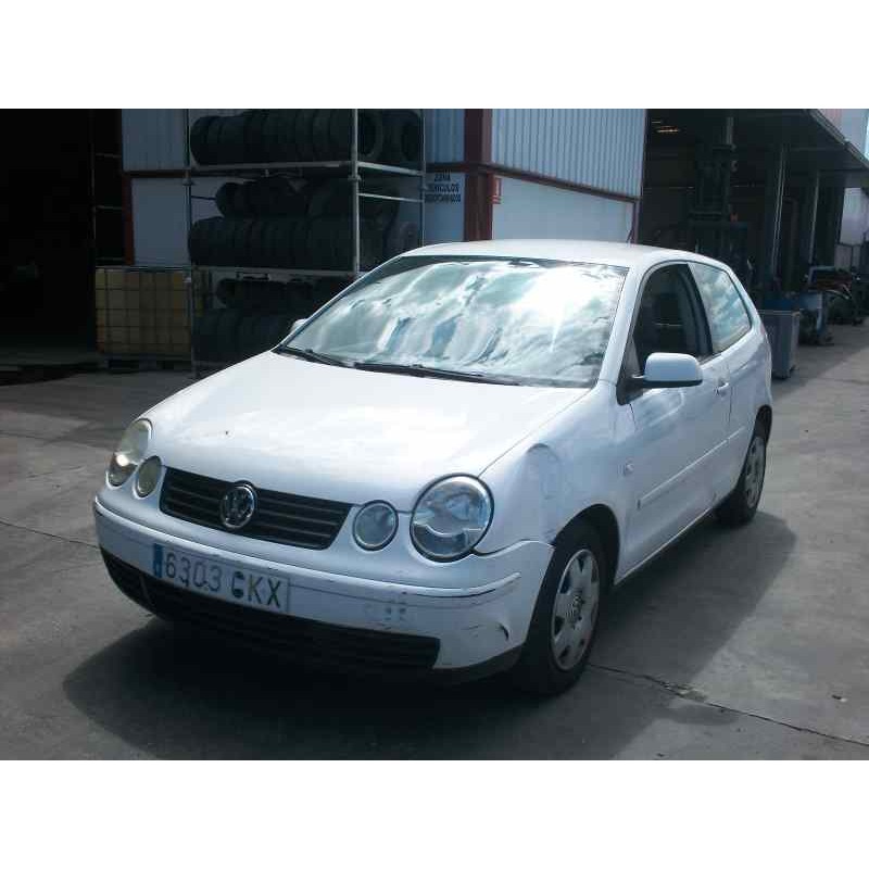 VOLKSWAGEN POLO (9N1)