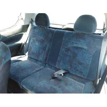 peugeot 206 berlina del año 2000