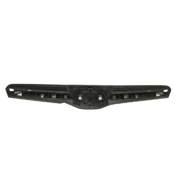 Recambio de rejilla delantera para subaru forester 2.0 diesel cat referencia OEM IAM 91122SG020  