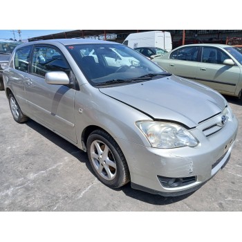 toyota corolla (e12) del año 2005