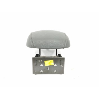 Recambio de apoyabrazos central para kia sportage 2.0 crdi referencia OEM IAM   