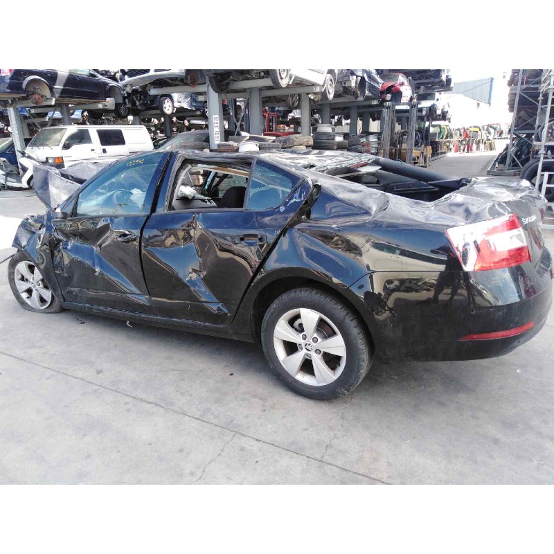 SKODA OCTAVIA LIM. (5E3)