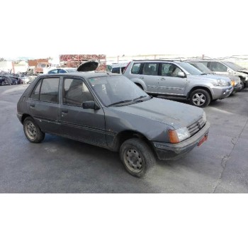 peugeot 205 berlina del año 1987