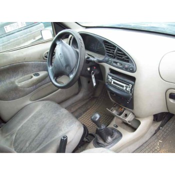 ford fiesta berlina del año 1997