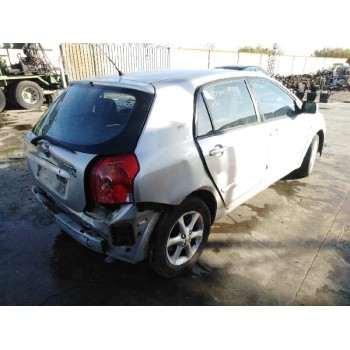 toyota corolla (e12) del año 2005