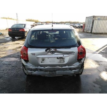 toyota corolla (e12) del año 2005