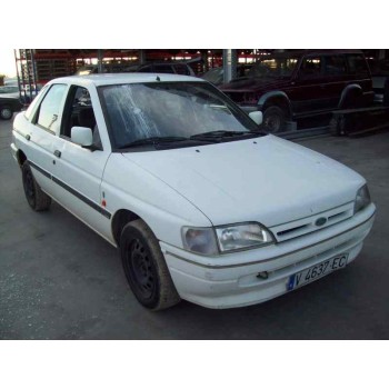 ford escort berlina/turnier del año 1992