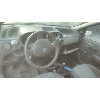 fiat punto berlina (188) del año 2005