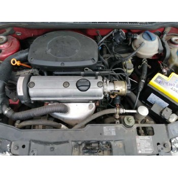 volkswagen polo berlina (6n1) del año 1997