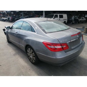 mercedes-benz clase e coupé (c207) del año 2009