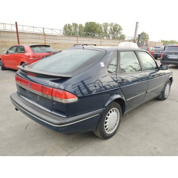 saab 900 berlina del año 1996