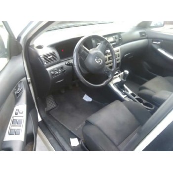 toyota corolla (e12) del año 2005