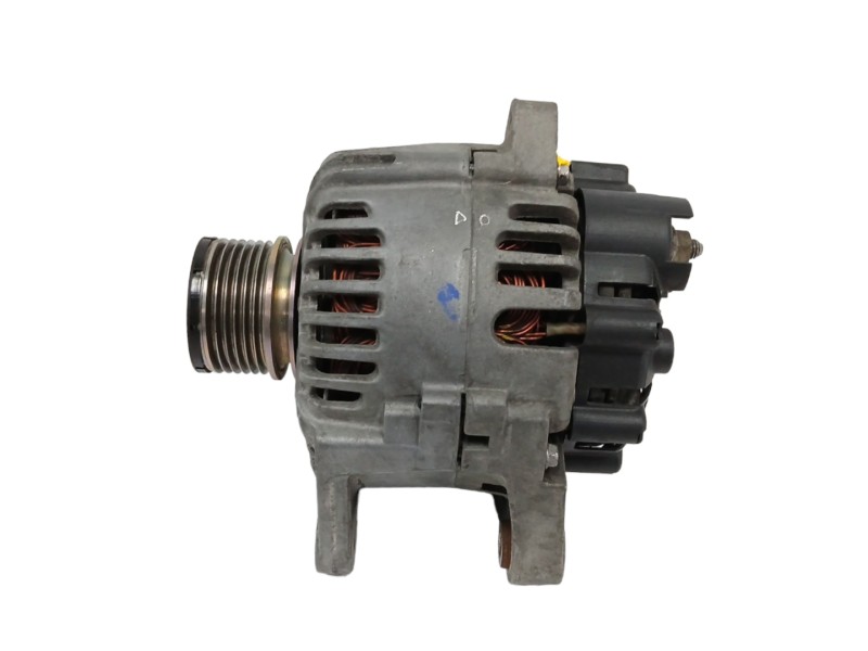 Recambio de alternador para renault scenic ii 1.5 dci diesel referencia OEM IAM 8200410681B 2543206C Recambio de alternador para renault scenic ii 1.5 dci diesel referencia OEM IAM 8200410681B 2543206C