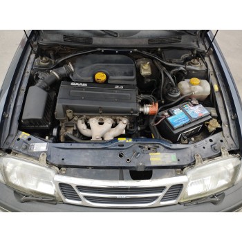 saab 900 berlina del año 1996