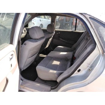 mazda 626 berlina (gf) del año 2000