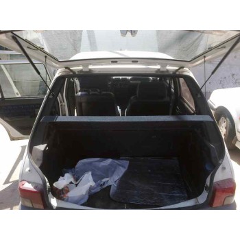 peugeot 205 berlina del año 1996